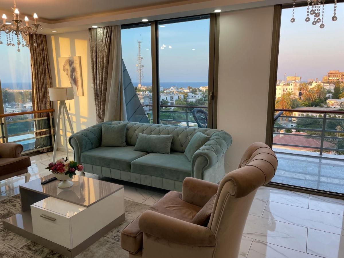 Elegant 2+1 Flat In The Heart Of Kyrenia + Wifiアパートメント エクステリア 写真
