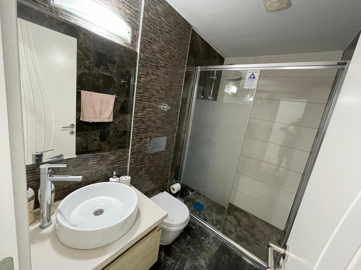 Elegant 2+1 Flat In The Heart Of Kyrenia + Wifiアパートメント エクステリア 写真