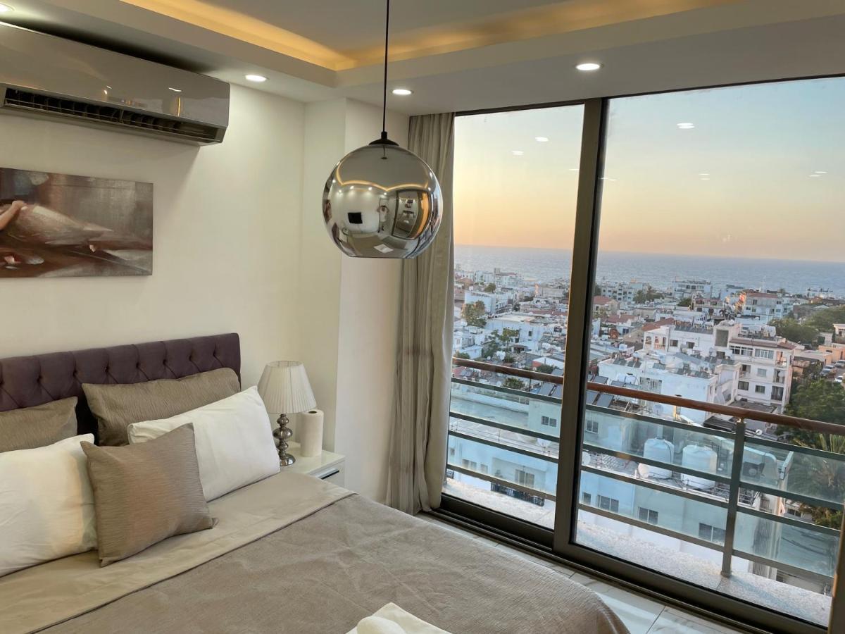 Elegant 2+1 Flat In The Heart Of Kyrenia + Wifiアパートメント エクステリア 写真